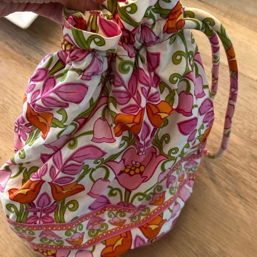 Vera Bradley pink floral lined bag wet dry bag laundry bag ditty. 10 x 11 x 7 - Picture 7 of 8